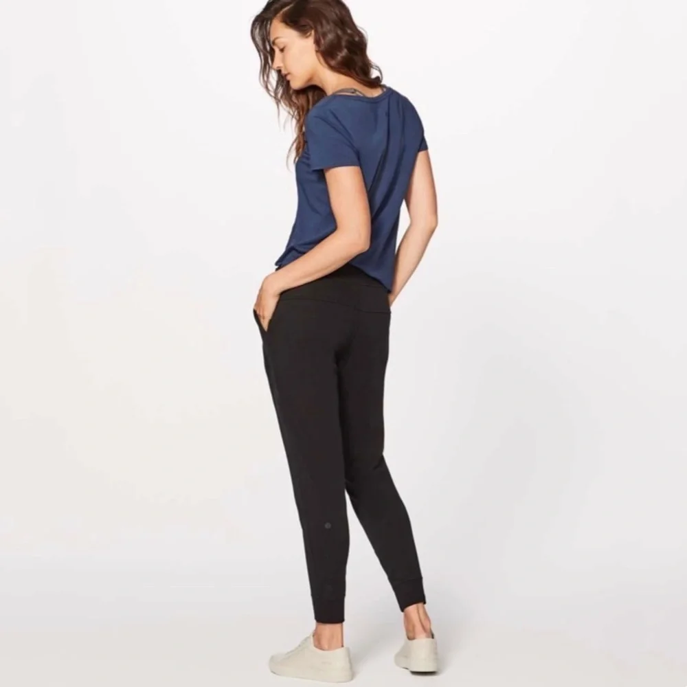 Lululemon‎ Warm Down Jogger (28